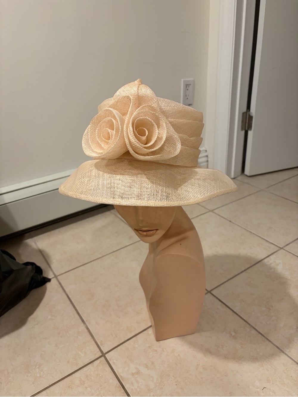 Lord & Taylor Women’s Beige Champagne Wide Brim Floral Church Dress Hat